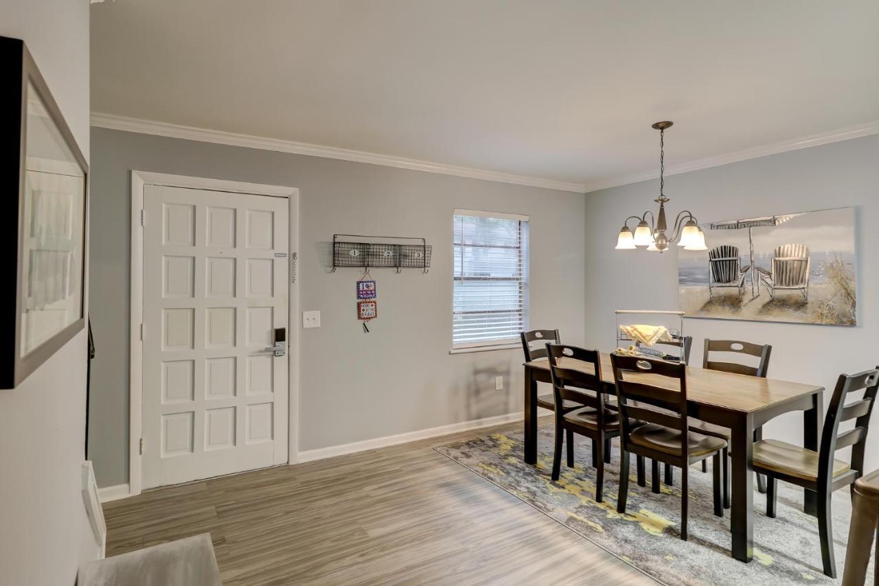 #111 Elaborate Condo Ideal Location 2Brm/2 Parking Hilton Head Island Bagian luar foto