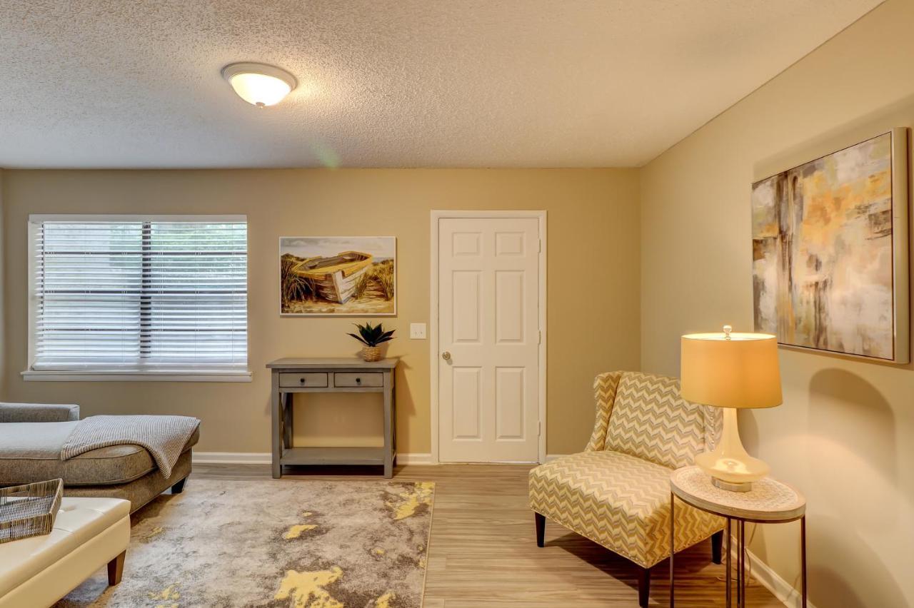 #111 Elaborate Condo Ideal Location 2Brm/2 Parking Hilton Head Island Bagian luar foto