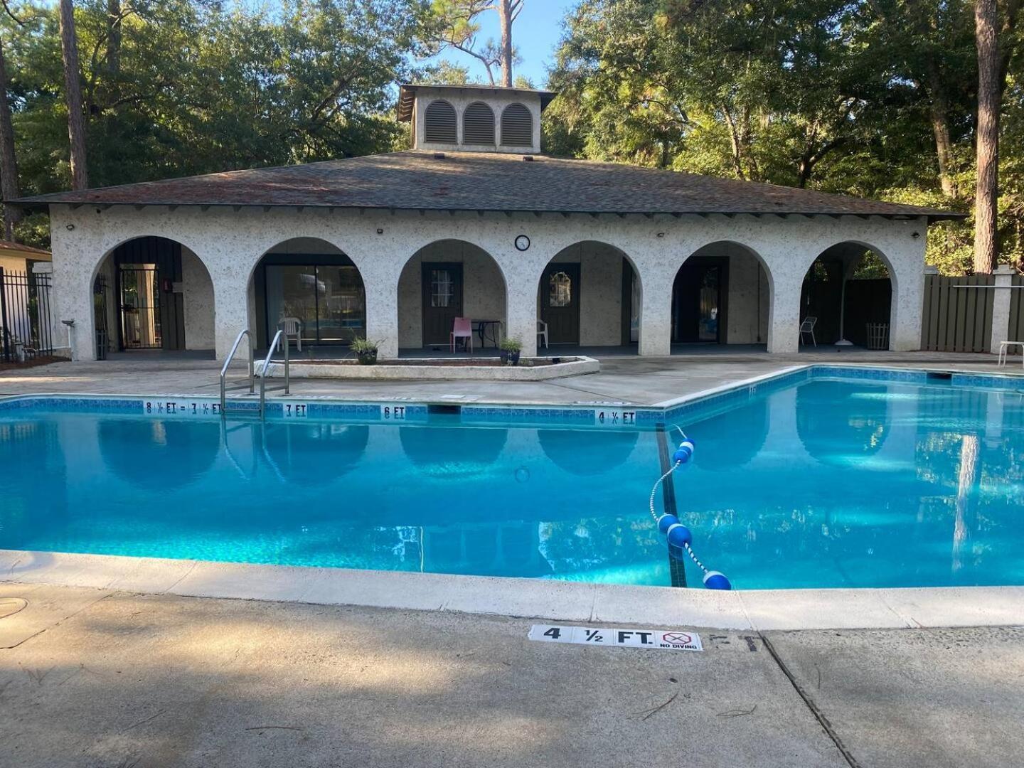 #111 Elaborate Condo Ideal Location 2Brm/2 Parking Hilton Head Island Bagian luar foto